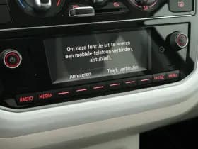 Volkswagen Up! 1.0 60pk BMT up! beats Camera Cruise Parkeersensoren Bluetooth thumbnail 23