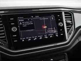 Volkswagen T-Roc 1.5 TSI 150pk DSG R-Line Sport Panoramadak Camera Leder Navigatie Virtual Cockpit thumbnail 20