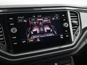Volkswagen T-Roc 1.5 TSI 150pk DSG R-Line Sport Panoramadak Camera Leder Navigatie Virtual Cockpit thumbnail 28