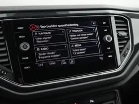 Volkswagen T-Roc 1.5 TSI 150pk DSG R-Line Sport Panoramadak Camera Leder Navigatie Virtual Cockpit thumbnail 29