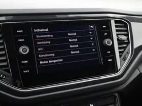 Volkswagen T-Roc 1.5 TSI 150pk DSG R-Line Sport Panoramadak Camera Leder Navigatie Virtual Cockpit thumbnail 33