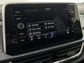 Volkswagen T-Roc 1.5 TSI 150pk DSG Style Trekhaak Camera Stoelverwarming Virtual Cockpit Navigatie thumbnail 24