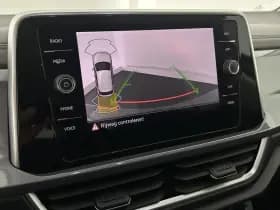 Volkswagen T-Roc 1.5 TSI 150pk DSG Style Trekhaak Camera Stoelverwarming Virtual Cockpit Navigatie thumbnail 5