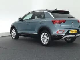 Volkswagen T-Roc 1.5 TSI 150pk DSG Style Trekhaak Camera Stoelverwarming Virtual Cockpit Navigatie thumbnail 8