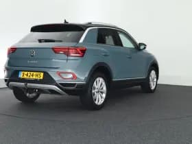 Volkswagen T-Roc 1.5 TSI 150pk DSG Style Trekhaak Camera Stoelverwarming Virtual Cockpit Navigatie thumbnail 9