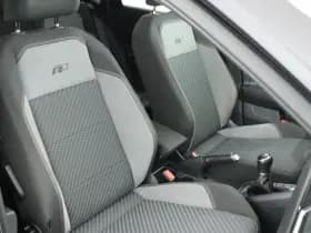 Volkswagen Polo 1.0 TSI 95pk 2x R-Line Keyless Camera Beats Stoelverwarming Led Navigatie Panoramadak thumbnail 2