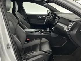 Volvo V60 2.0 T8 390pk Twin Engine AWD R-Design Trekhaak Camera harman/kardon Stoelverwarming Navigatie thumbnail 14