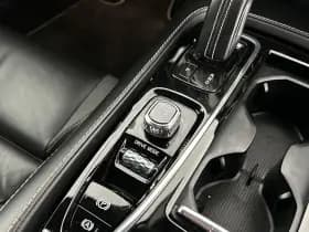 Volvo V60 2.0 T8 390pk Twin Engine AWD R-Design Trekhaak Camera harman/kardon Stoelverwarming Navigatie thumbnail 34