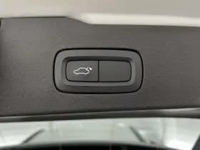 Volvo V60 2.0 T8 390pk Twin Engine AWD R-Design Trekhaak Camera harman/kardon Stoelverwarming Navigatie thumbnail 41