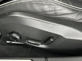 Volvo V60 2.0 T8 390pk Twin Engine AWD R-Design Trekhaak Camera harman/kardon Stoelverwarming Navigatie thumbnail 7