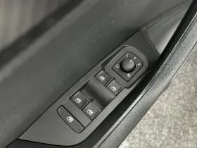 Škoda Karoq 1.5 TSI 150pk DSG ACT Sportline Business Trekhaak Camera Canton Keyless Virtual Cockpit Stoelverwarming Navigatie thumbnail 17