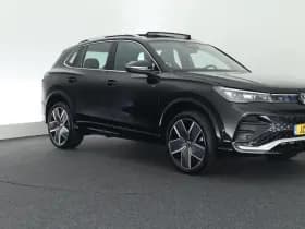 Volkswagen Tiguan 1.5 272pk eHybrid R-Line Edition Trekhaak Camera Keyless Massage Virtual Cockpit Panoramadak Carplay thumbnail 12