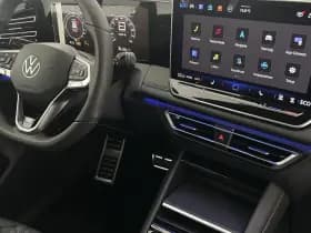 Volkswagen Tiguan 1.5 272pk eHybrid R-Line Edition Trekhaak Camera Keyless Massage Virtual Cockpit Panoramadak Carplay thumbnail 3