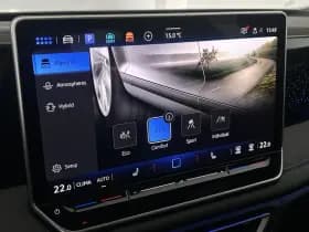 Volkswagen Tiguan 1.5 272pk eHybrid R-Line Edition Trekhaak Camera Keyless Massage Virtual Cockpit Panoramadak Carplay thumbnail 28