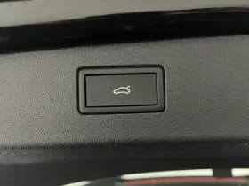 Volkswagen Tiguan 1.5 272pk eHybrid R-Line Edition Trekhaak Camera Keyless Massage Virtual Cockpit Panoramadak Carplay thumbnail 52