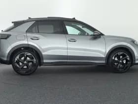 Volkswagen T-Roc 1.5 eTsi 150pk DSG R-Line First Edition Trekhaak 360Camera Head-Up harman/kardon Stoelverwarming Virtual Cockpit Panoramadak thumbnail 13