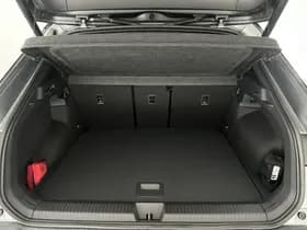 Volkswagen T-Roc 1.5 eTsi 150pk DSG R-Line First Edition Trekhaak 360Camera Head-Up harman/kardon Stoelverwarming Virtual Cockpit Panoramadak thumbnail 51