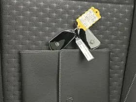 Volkswagen T-Roc 1.5 eTsi 150pk DSG R-Line First Edition Trekhaak 360Camera Head-Up harman/kardon Stoelverwarming Virtual Cockpit Panoramadak thumbnail 53