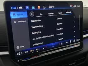 Volkswagen T-Roc 1.5 eTsi 150pk DSG R-Line First Edition Trekhaak 360Camera Head-Up harman/kardon Stoelverwarming Virtual Cockpit Panoramadak thumbnail 32