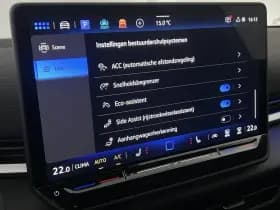 Volkswagen T-Roc 1.5 eTsi 150pk DSG R-Line First Edition Trekhaak 360Camera Head-Up harman/kardon Stoelverwarming Virtual Cockpit Panoramadak thumbnail 35