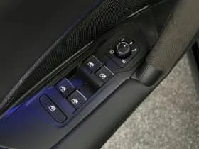 Volkswagen Tiguan 1.5 272pk eHybrid R-Line Edition Trekhaak Camera Keyless Massage Virtual Cockpit Panoramadak Carplay thumbnail 15