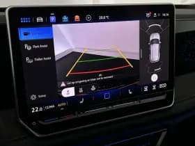 Volkswagen Tiguan 1.5 272pk eHybrid R-Line Edition Trekhaak Camera Keyless Massage Virtual Cockpit Panoramadak Carplay thumbnail 5