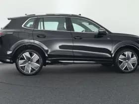 Volkswagen Tiguan 1.5 272pk eHybrid R-Line Edition Trekhaak Camera Keyless Massage Virtual Cockpit Panoramadak Carplay thumbnail 10