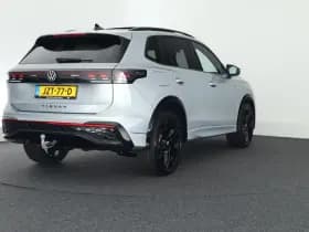 Volkswagen Tiguan 1.5 272pk eHybrid R-Line Edition Black Style Trekhaak Camera Keyless Massage Virtual Cockpit Panoramadak Carplay thumbnail 11