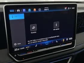 Volkswagen Tiguan 1.5 272pk eHybrid R-Line Edition Black Style Trekhaak Camera Keyless Massage Virtual Cockpit Panoramadak Carplay thumbnail 43