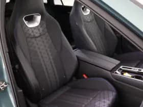 Volkswagen Passat Variant 1.5 272pk eHybrid R-Line Business Black Style Trekhaak 360Camera harman/kardon Head-Up Keyless Massage Navigatie Panoramadak thumbnail 2