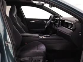 Volkswagen Passat Variant 1.5 272pk eHybrid R-Line Business Black Style Trekhaak 360Camera harman/kardon Head-Up Keyless Massage Navigatie Panoramadak thumbnail 18