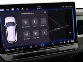 Volkswagen Passat Variant 1.5 272pk eHybrid R-Line Business Black Style Trekhaak 360Camera harman/kardon Head-Up Keyless Massage Navigatie Panoramadak thumbnail 28