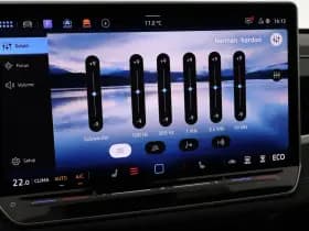 Volkswagen Passat Variant 1.5 272pk eHybrid R-Line Business Black Style Trekhaak 360Camera harman/kardon Head-Up Keyless Massage Navigatie Panoramadak thumbnail 39