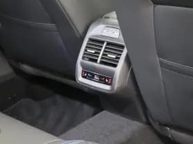 Volkswagen Passat Variant 1.5 272pk eHybrid R-Line Business Black Style Trekhaak 360Camera harman/kardon Head-Up Keyless Massage Navigatie Panoramadak thumbnail 56