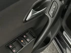 Volkswagen Polo 1.2 TSI 90pk 2x R-Line Xenon Panoramadak Cruise Control Climate Control thumbnail 13