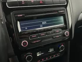 Volkswagen Polo 1.2 TSI 90pk 2x R-Line Xenon Panoramadak Cruise Control Climate Control thumbnail 18