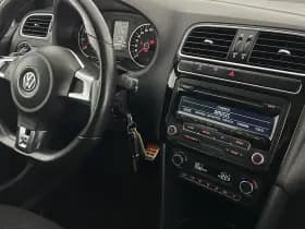 Volkswagen Polo 1.2 TSI 90pk 2x R-Line Xenon Panoramadak Cruise Control Climate Control thumbnail 3