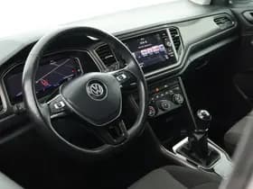 Volkswagen T-Roc 1.5 TSI 150pk H6 Style Led Camera Stoelverwarming Virtual Cockpit Navigatie thumbnail 3