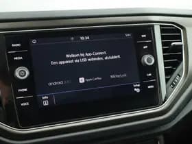 Volkswagen T-Roc 1.5 TSI 150pk H6 Style Led Camera Stoelverwarming Virtual Cockpit Navigatie thumbnail 22