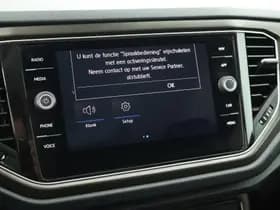 Volkswagen T-Roc 1.5 TSI 150pk H6 Style Led Camera Stoelverwarming Virtual Cockpit Navigatie thumbnail 28