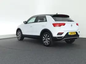 Volkswagen T-Roc 1.5 TSI 150pk H6 Style Led Camera Stoelverwarming Virtual Cockpit Navigatie thumbnail 8