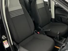 Volkswagen Up! 1.0 60pk BMT move up! Airco DAB Maps&More 5drs thumbnail 2