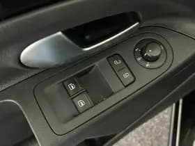 Volkswagen Up! 1.0 60pk BMT move up! Airco DAB Maps&More 5drs thumbnail 13