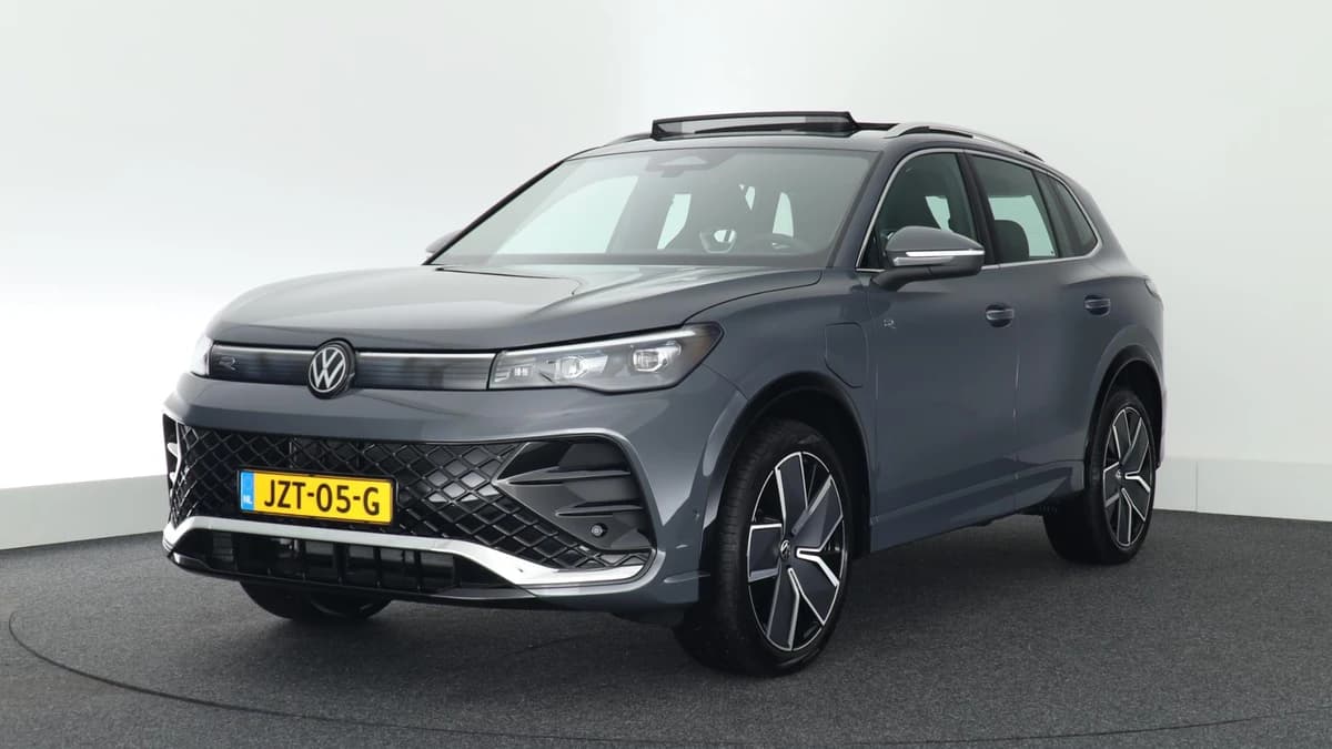 Volkswagen Tiguan 1.5 272pk eHybrid R-Line Edition Trekhaak Camera Keyless Massage Virtual Cockpit Panoramadak Carplay — foto 1