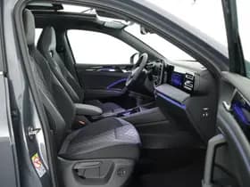 Volkswagen Tiguan 1.5 272pk eHybrid R-Line Edition Trekhaak Camera Keyless Massage Virtual Cockpit Panoramadak Carplay thumbnail 15