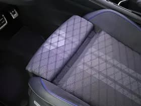 Volkswagen Tiguan 1.5 272pk eHybrid R-Line Edition Trekhaak Camera Keyless Massage Virtual Cockpit Panoramadak Carplay thumbnail 53