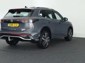 Volkswagen Tiguan 1.5 272pk eHybrid R-Line Edition Trekhaak Camera Keyless Massage Virtual Cockpit Panoramadak Carplay thumbnail 11