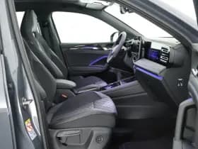 Volkswagen Tiguan 1.5 272pk eHybrid R-Line Edition Trekhaak Camera Keyless Massage Virtual Cockpit Panoramadak Carplay thumbnail 15