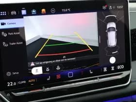 Volkswagen Tiguan 1.5 272pk eHybrid R-Line Edition Trekhaak Camera Keyless Massage Virtual Cockpit Panoramadak Carplay thumbnail 5