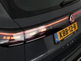 Volkswagen Tiguan 1.5 272pk eHybrid R-Line Edition Trekhaak Camera Keyless Massage Virtual Cockpit Panoramadak Carplay thumbnail 58
